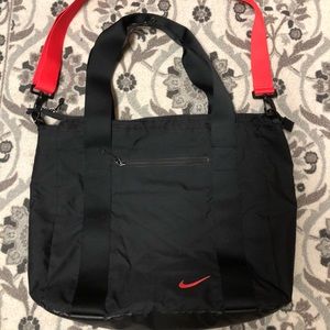 Nike crossbody bag black & red